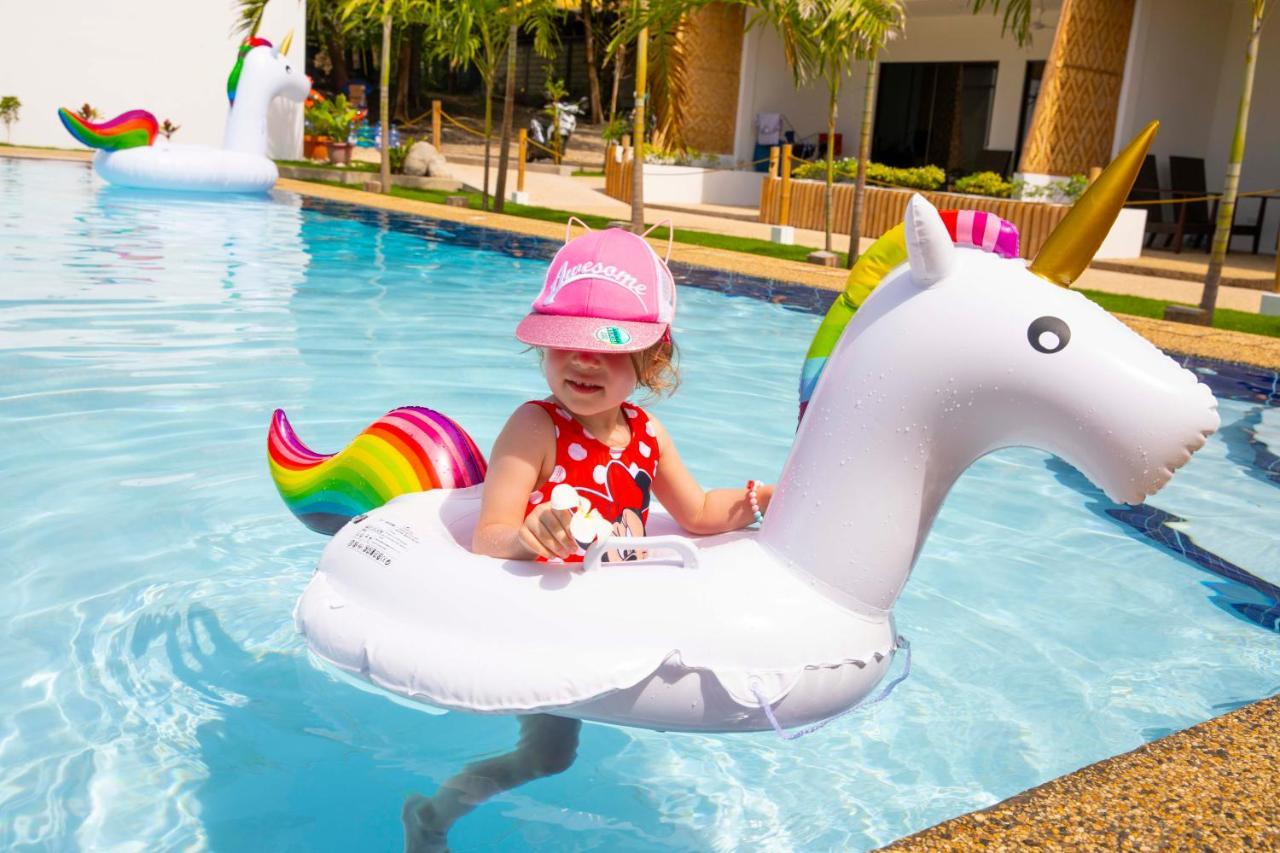 ホテル Panglao Bamboo Oasis エクステリア 写真