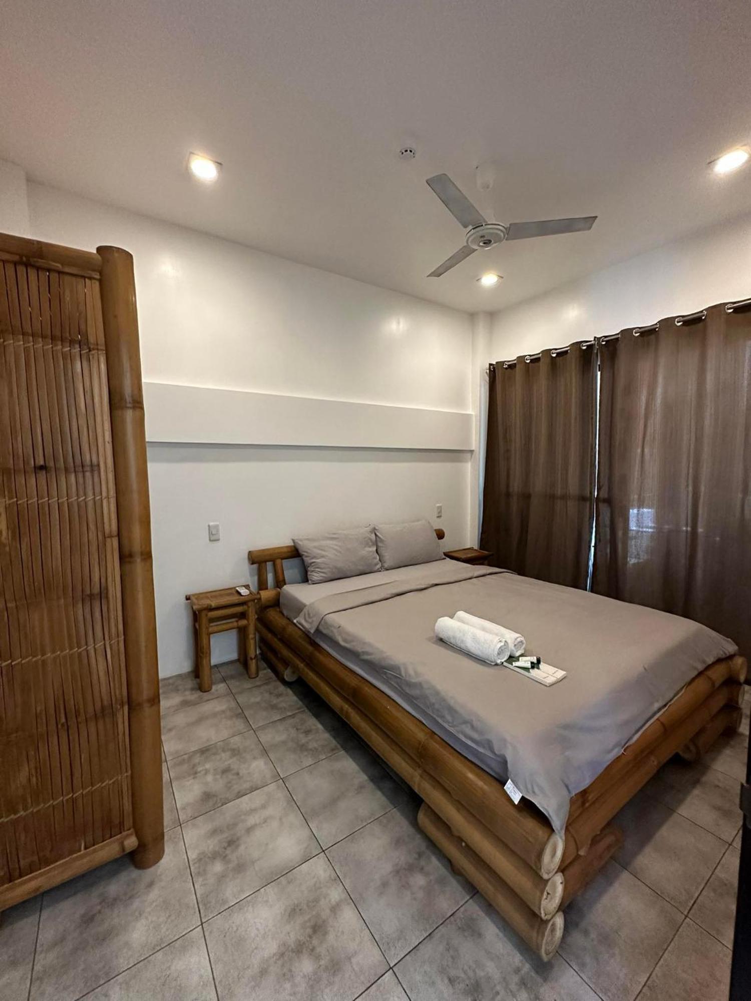 ホテル Panglao Bamboo Oasis エクステリア 写真