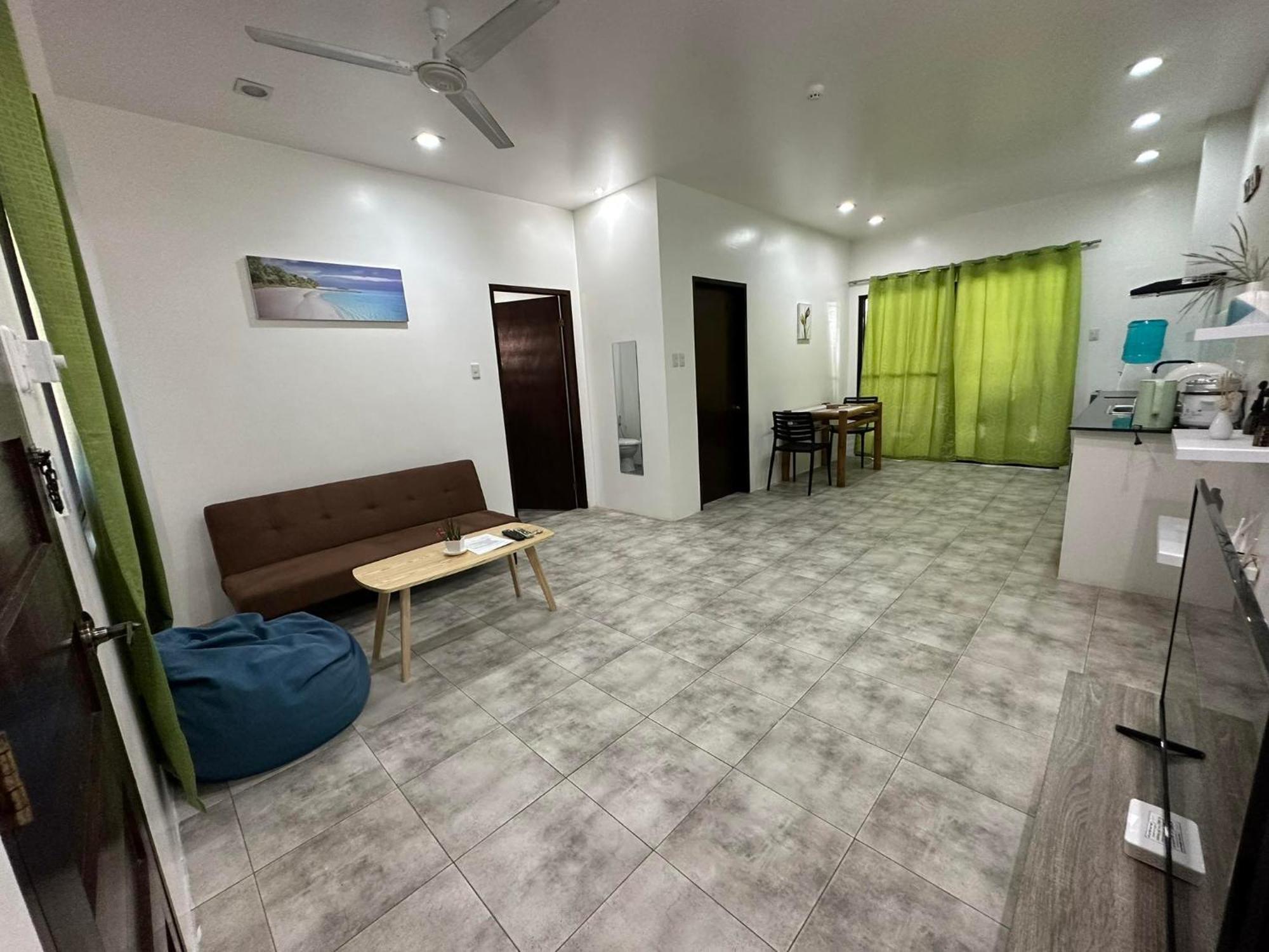 ホテル Panglao Bamboo Oasis エクステリア 写真