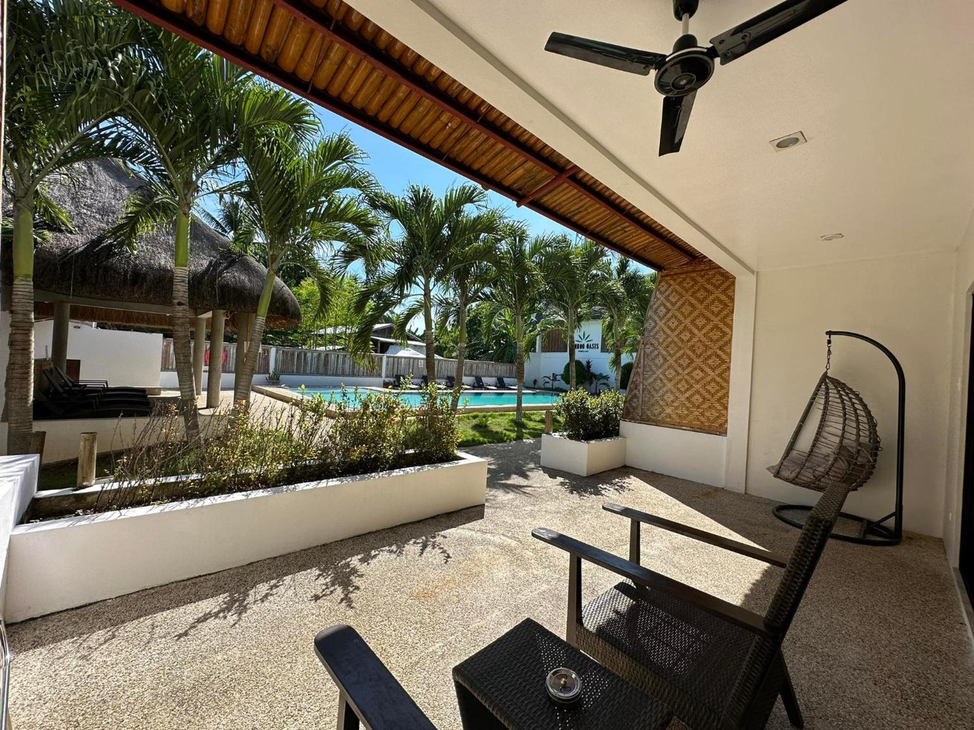 ホテル Panglao Bamboo Oasis エクステリア 写真